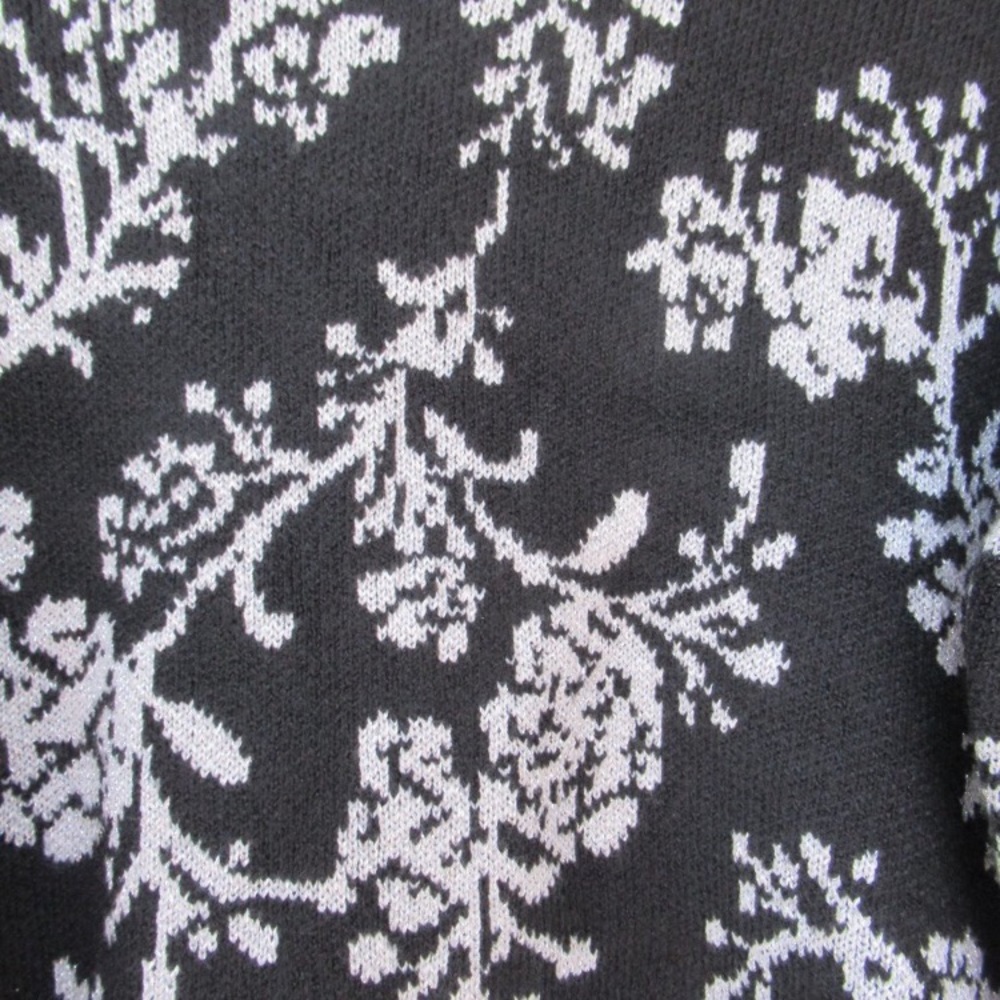 Relist 2/23❌ Croft & Barrow crewneck sweater floral like print w/ metallic 1X - Picture 8 of 12